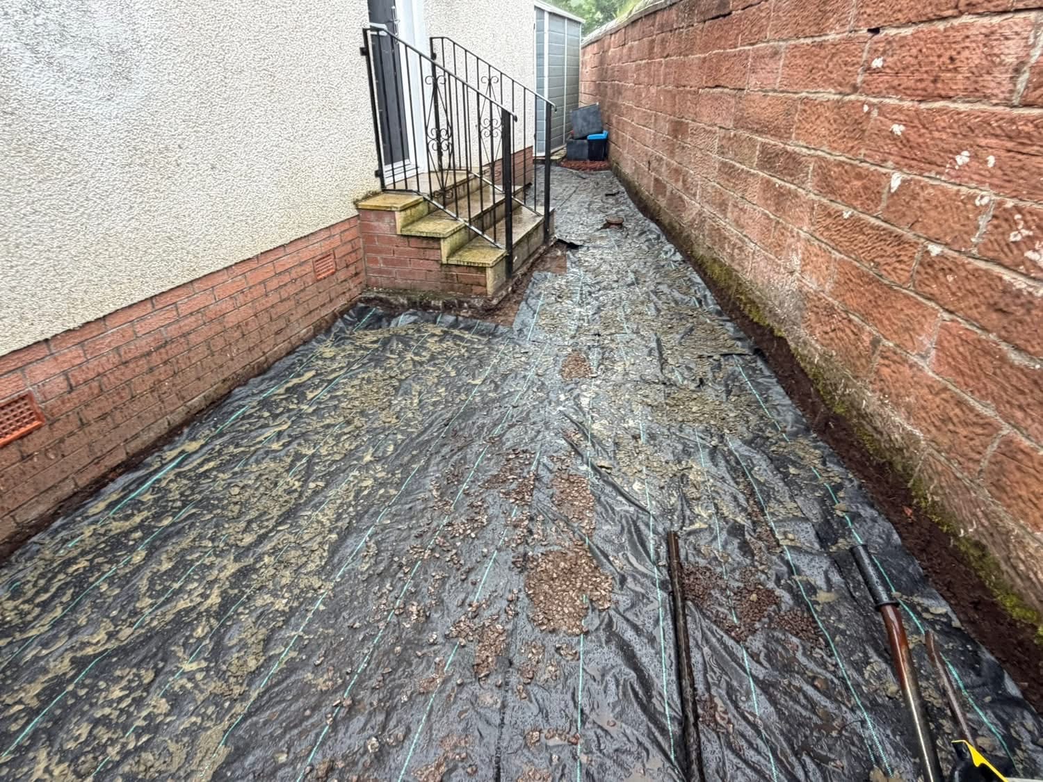 Side area prepared with membrane